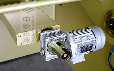 ZDS-832后檔料減速電機(jī)，質(zhì)量好，模擬運算定位速度快.jpg